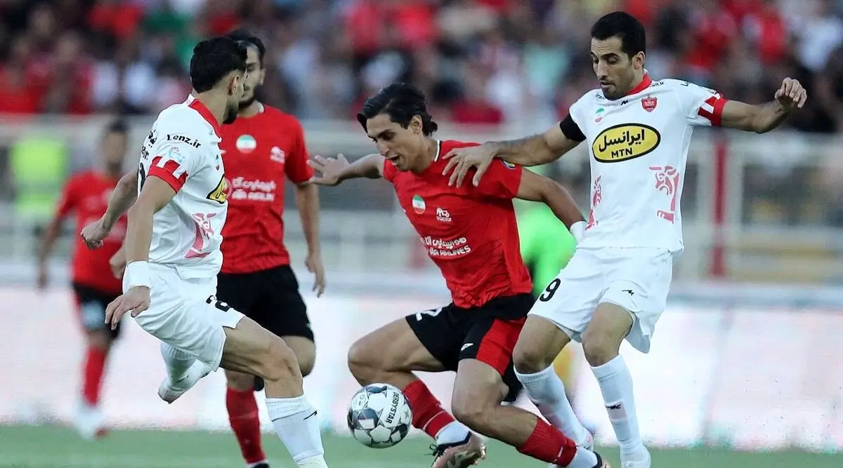 3 استقلالی علیه تیم نکونام  متحد شدند !