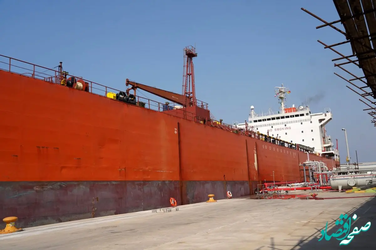 بارگیری اولین کشتی متانول از اسکله ۷ بندر پتروشیمی پارس