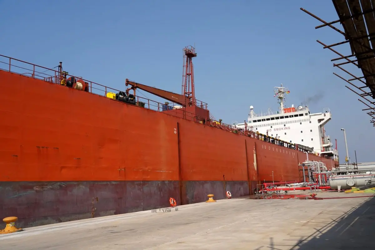 بارگیری اولین کشتی متانول از اسکله ۷ بندر پتروشیمی پارس