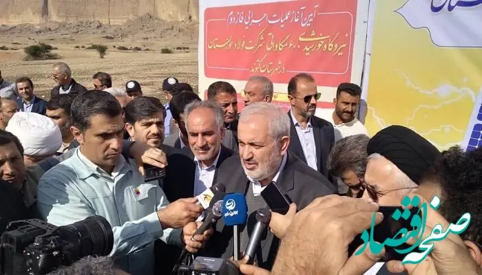 ویدیو: آیین کلنگ زنی فاز دوم نیروگاه ۶۰۰ مگاواتی فولاد خوزستان با حضور وزیر نیرو در شهرستان گتوند