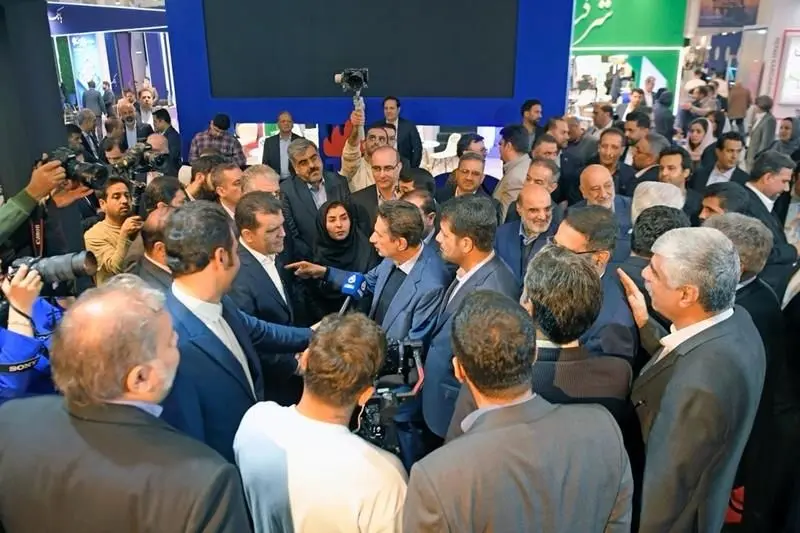 سومین رویداد ایران‌پتروکم، آینه تمام‌نمای صنعت پتروشیمی/ نشست بی‌واسطه و رودرروی مدیران ارشد هلدینگ خلیج‌فارس با تولیدکنندگان داخلی صنعت پتروشیمی برگزار شد