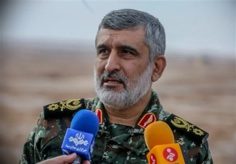 تصویری که جهانی شد / یک عکس متفاوت از این فرمانده بلندپایه سپاه 