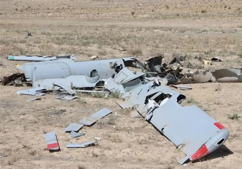 اسرائیل به فنا رفت! / پهپاد هرمس اسرائیل در استان مرکزی‌ منهدم شد