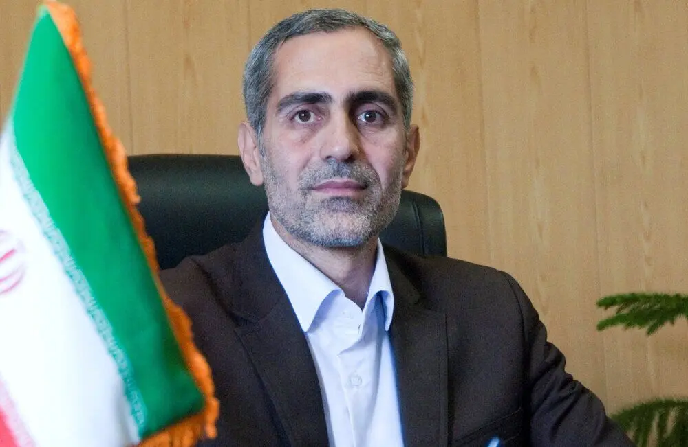 متناسب‌ سازی حقوق بازنشستگان در ۱۴۰۴ و ۱۴۰۵: جزئیات افزایش ۳۰ درصدی حقوق و برنامه‌های مجلس برای حل بحران صندوق‌ها
