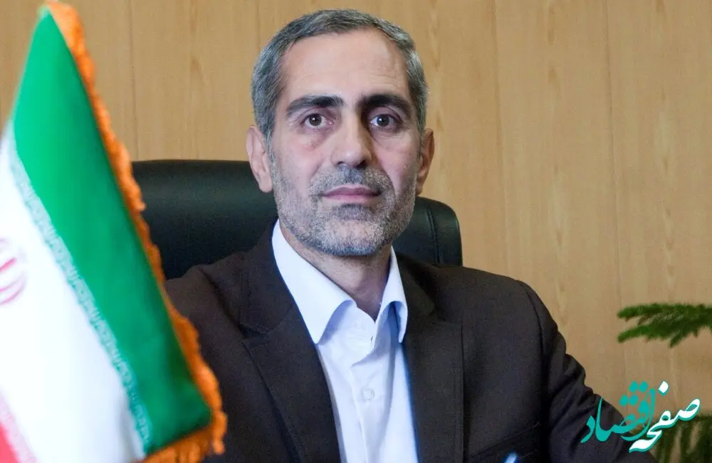 متناسب‌ سازی حقوق بازنشستگان در ۱۴۰۴ و ۱۴۰۵: جزئیات افزایش ۳۰ درصدی حقوق و برنامه‌های مجلس برای حل بحران صندوق‌ها