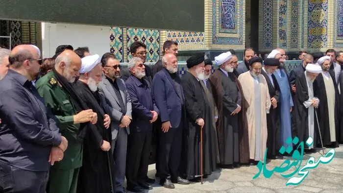 عکس خاص چهره‌های سرشناس سپاه در این مراسم / پزشکیان کنار این فرد نشست