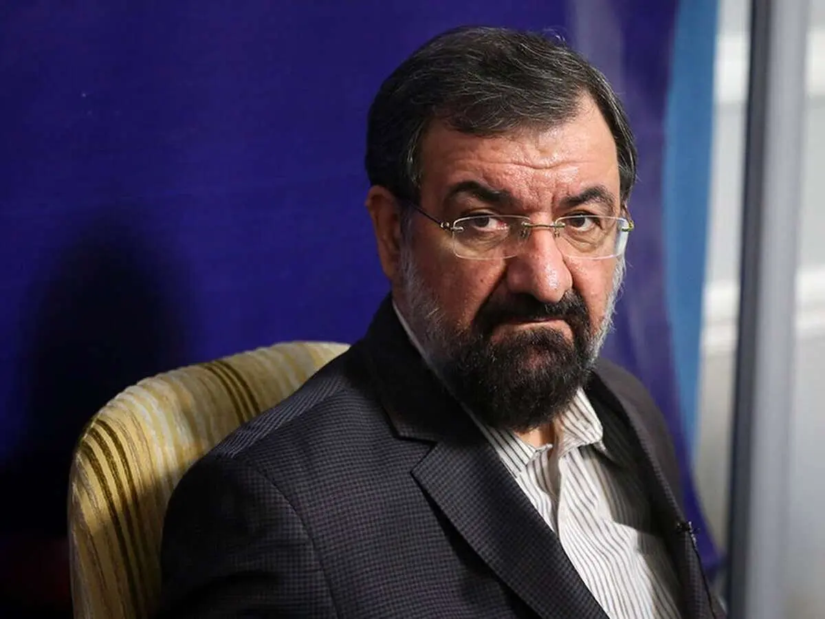 چهره جدید و تیپ متفاوت محسن رضایی در گفت‌وگو با شبکه الجزیره رونمایی شد+ عکس