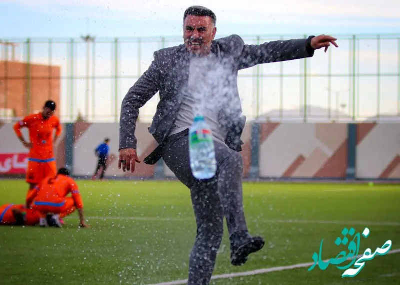 حمله تند فکری به برهانی: فوتبال را به ۵۰ سال قبل برگردانده‌/محمود فکری علیه آرش برهانی چه گفت؟