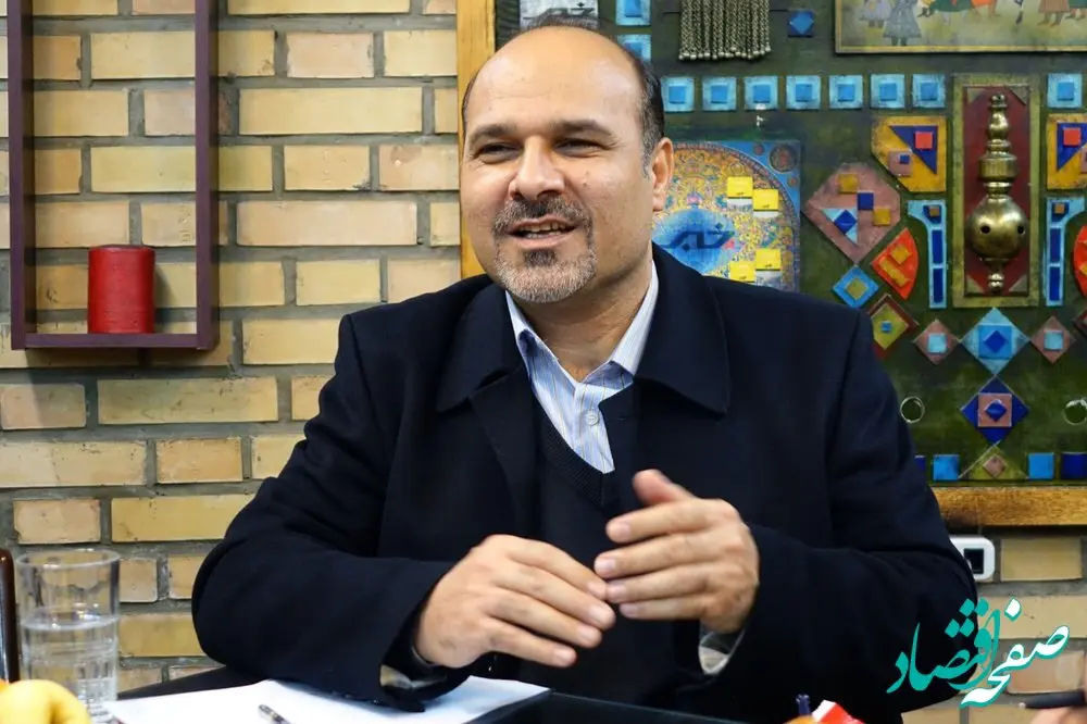 مبنای افزایش ۱۸ درصدی حقوق کارمندان و ۲۰ درصدی بازنشستگان چیست؟