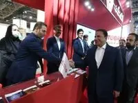 بازدید رئیس گروه مالی گردشگری از نمایشگاه بین‌المللی گردشگری