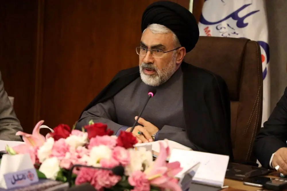 مدیر عامل موسسه اعتباری ملل: کشور و مردم ما، شایسته بهترین‌ها هستند