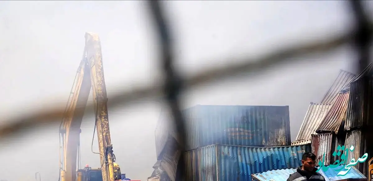 آخرین خبر از میزان خسارت در حادثه بندر شهید رجایی/ چرا باید ۱۳۰ هزار کانتینر دپو می‌شد؟