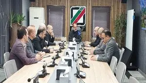 مردم نگران کالا‌های اساسی نباشند