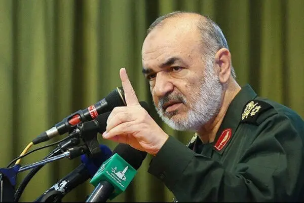 فرمانده کل سپاه با این حرف این افراد را به فنا برد