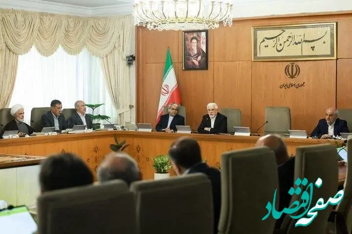 تصویب آیین‌نامه ساماندهی منابع سوخت نیروگاه‌ها در دولت | عارف: درآمد حاصل از فروش سوخت به حساب بهینه‌سازی و یارانه برق واریز می‌شود