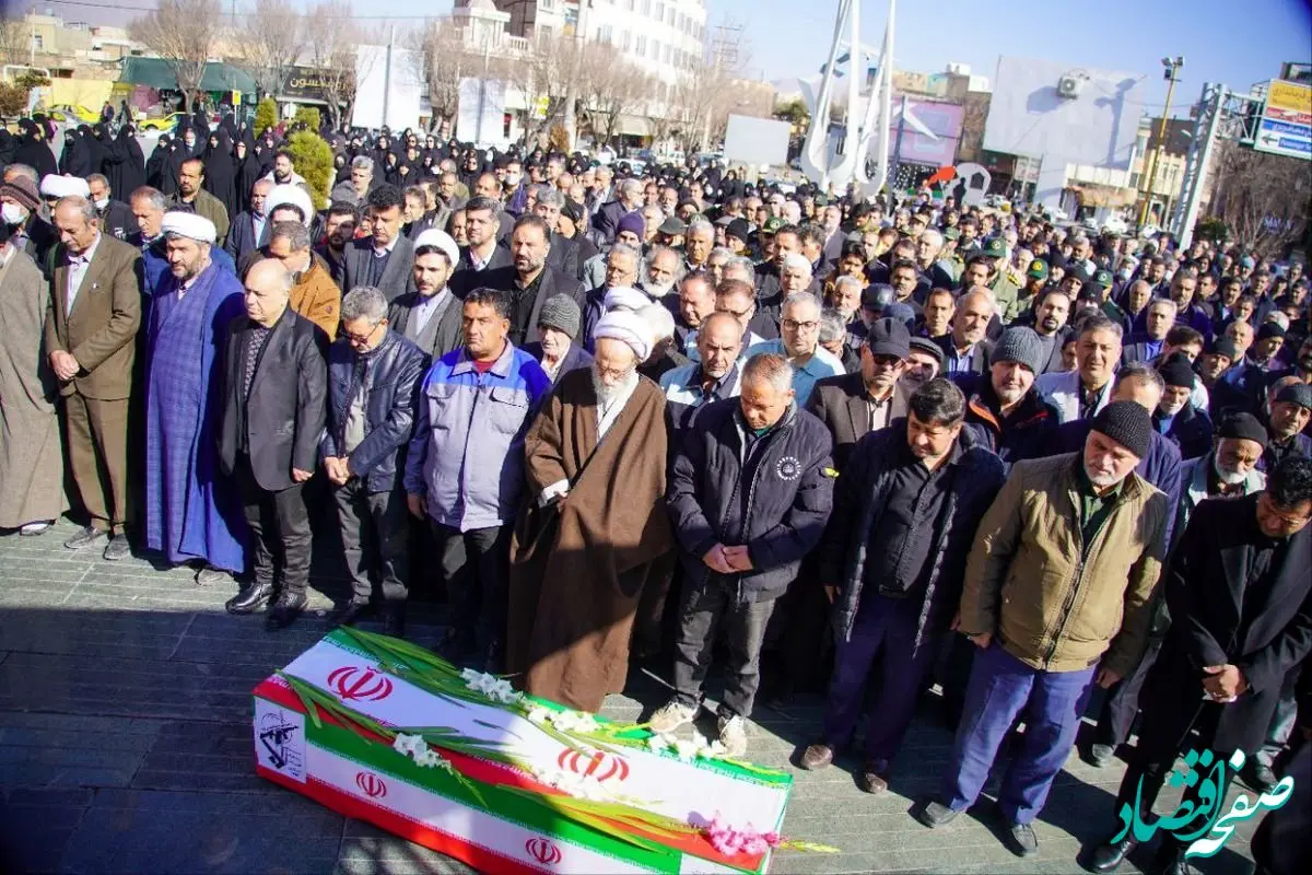 حضور گسترده کارکنان ذوب‌آهن اصفهان در مراسم تشییع سردار شهید حاج عباس طغیانی
