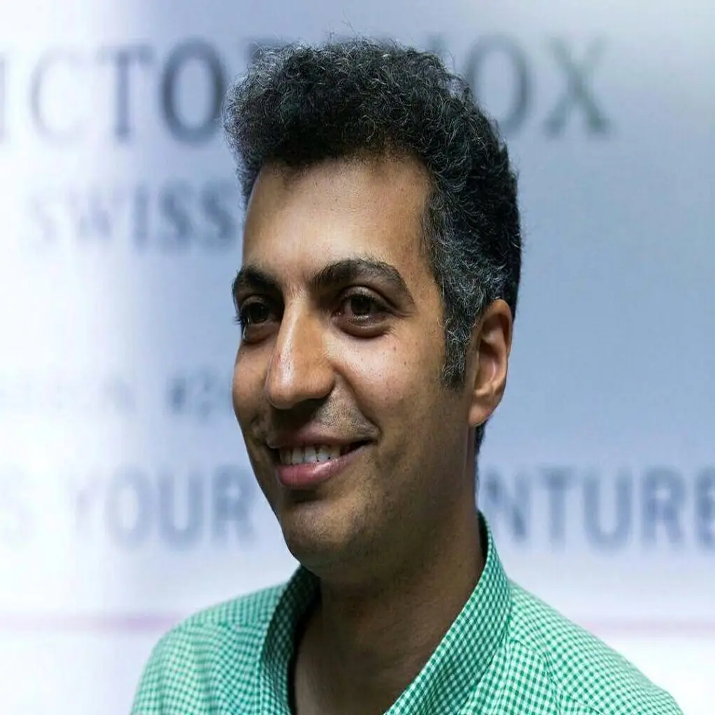 فردوسی‌پور در شب ولادت حضرت زهرا مشکی پوشید | عادل لج می‌کرد و حرف گوش نمی‌داد!