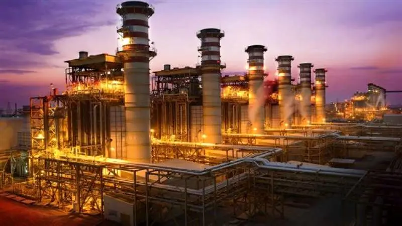 ازبررسی لایحه برنامه هفتم توسعه تا انتقاد جدی دولت از ارقام دست نیافتنی صادرات گاز