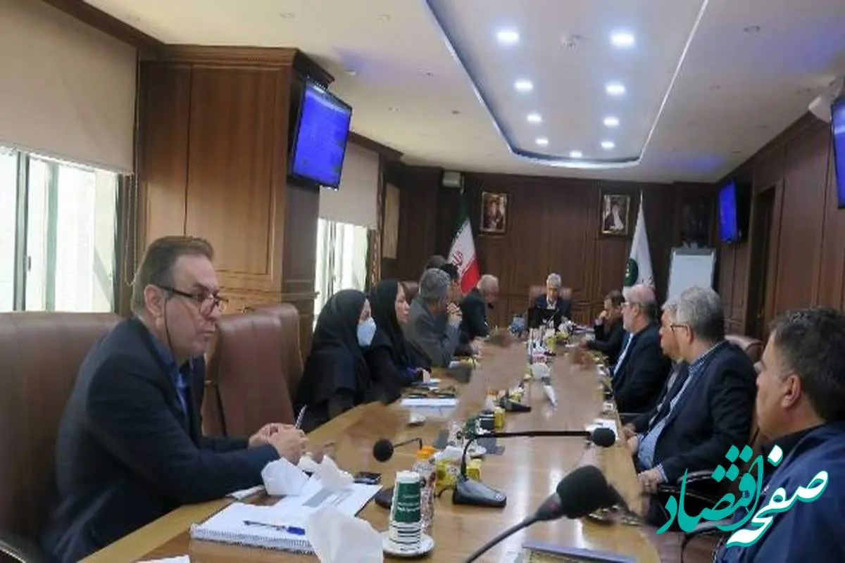 اهداف سپرده‌ای شش ماهه دوم سال ۱۴۰۴ پست بانک ایران تعیین شد