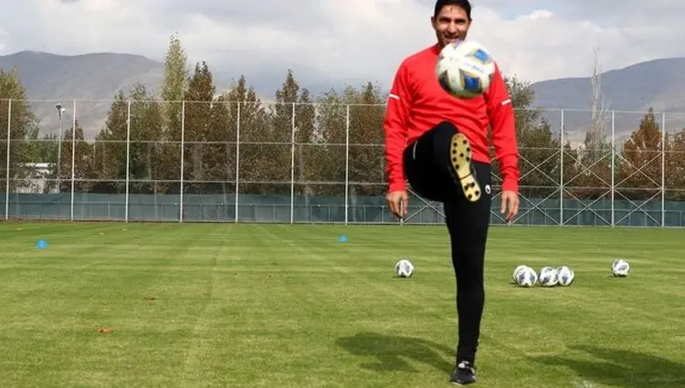 خبر شامگاهی از نقل و انتقالات پرسپولیس / ۱۳ تیر ۱۴۰۴ + این فرد معروف به پرسپولیس آمد