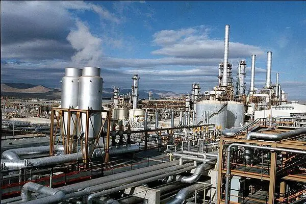 عملیاتی شدن واحدهای تولیدی پتروشیمی بندر امام