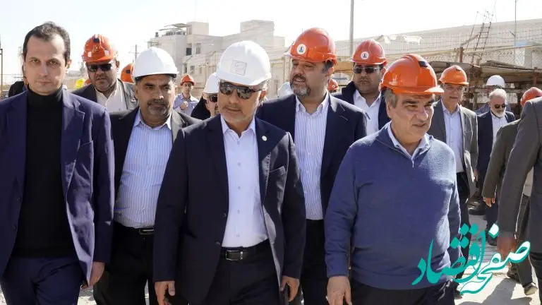 بازدید دکتر انصاری نیک از پتروشیمی کارون