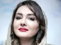 عکس / هانیه توسلی با قیافه‌ای عجیب و مشت‌های گره‌کرده 
