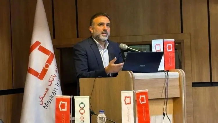 تاکید رئیس هیات مدیره بانک مسکن بر هم‌سویی استراتژیک بانک و گروه مالی