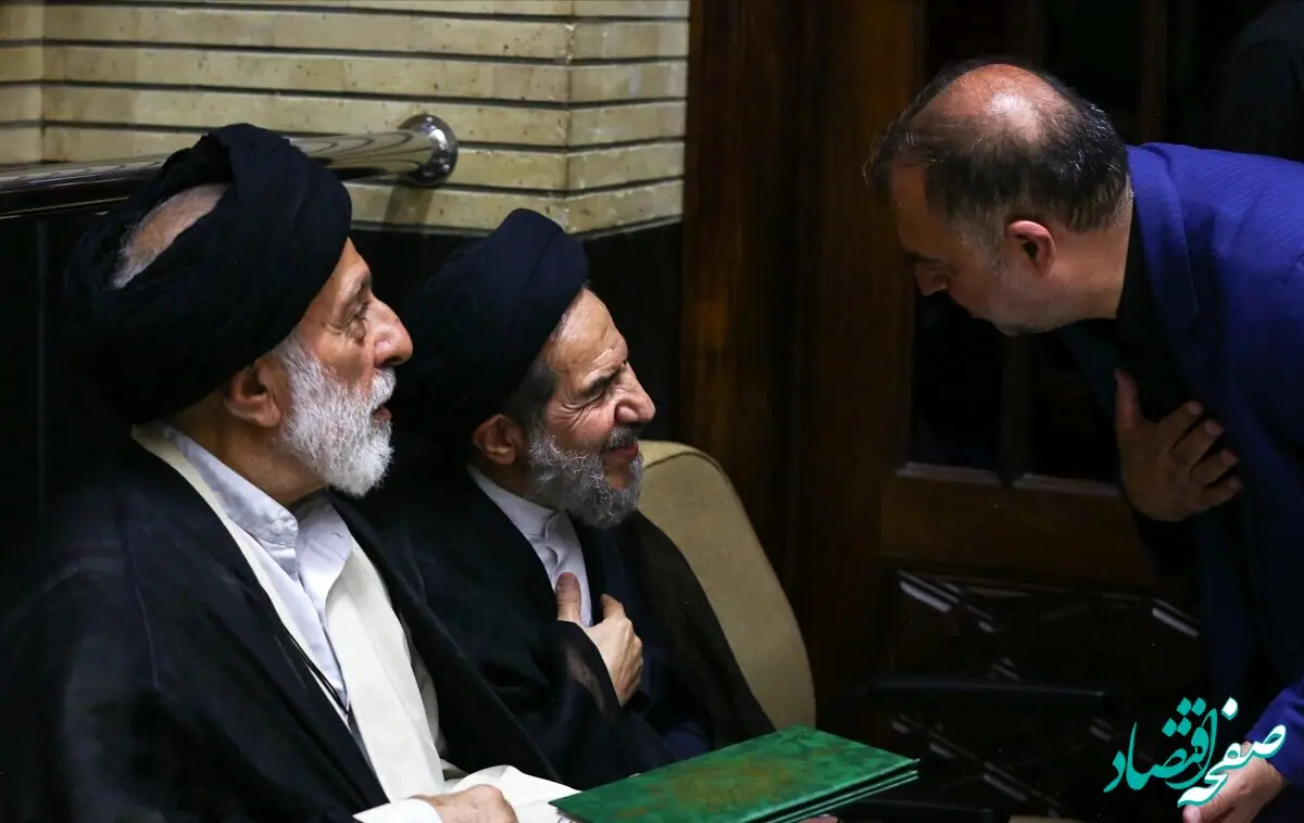 تصویری خاص از برادر رهبر انقلاب و این فرد معروف /این فرد هم آمد