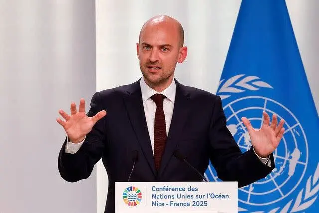 واکنش فرانسه به حمله اسرائیل به ایران / گزافه گویی وزیر امور خارجه فرانسه