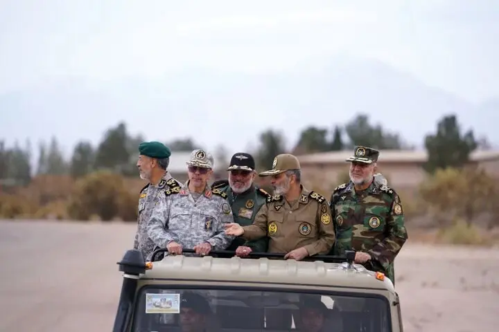 فرمانده کل ارتش درباره هرگونه تقابل نظامی با ایران
هشدار جدی داد