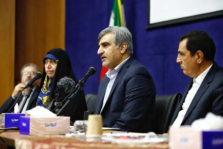 جامعه کارگری باید در ساماندهی مشاغل سخت و زیان آور پیشگام باشد