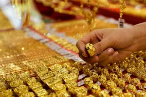 پیش بینی قیمت طلا در اردیبهشت ۱۴۰۳: نوسانات در میان ابهامات