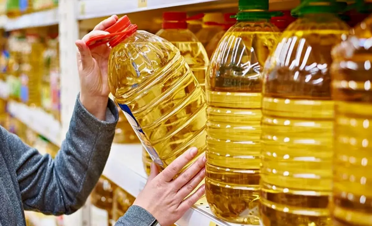 زمان توزیع ۱۰۰ هزار تن روغن خانوار با قیمت های جدید اعلام شد