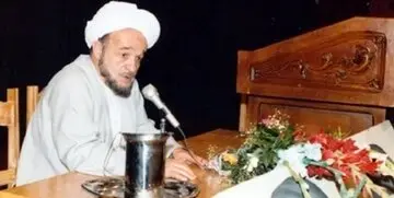 یک جاسوس در منزل روحانی معروف چه می کرد؟
