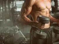 مکمل ‌های بدنسازی مناسب برای ورزشکاران بالای ۴۰ سال