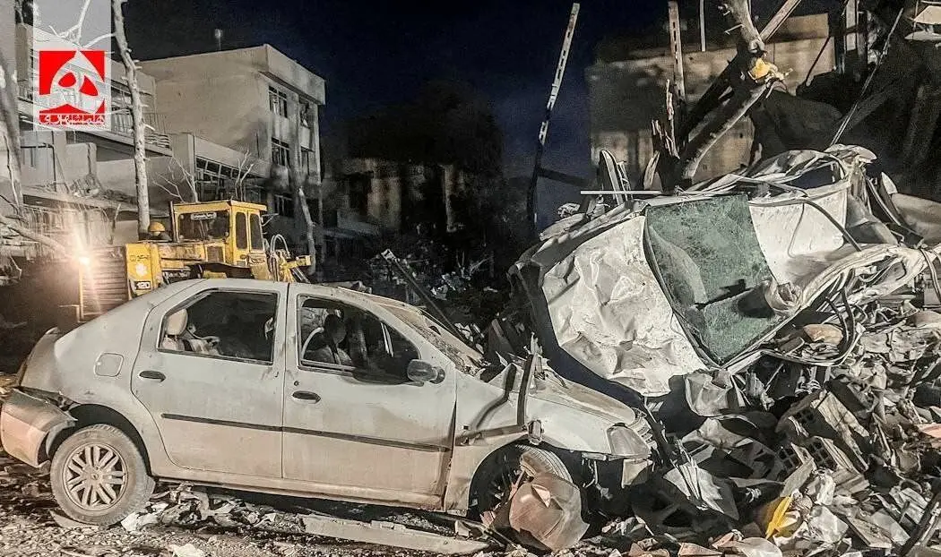 حملات موشکی آمریکا و رژیم صهیونیستی به کلانتری ۱۰۴ عباس آباد | تصاویر