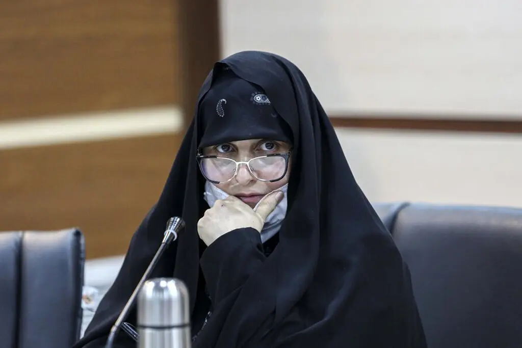 جمیله علم الهدی، همسر ابراهیم رئیسی در گفتگو با رسانه آمریکایی چه گفت؟ | مردان در ایران...