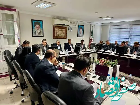 رقابت سالم همکاران کلید پیشرفت فردی و رشد بانک ایران زمین است