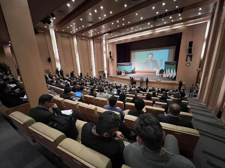 بازار بهینه‌سازی انرژی و محیط زیست آغاز به کار کرد/ رونمایی از تابلوی معاملات بازار گواهی صرفه جویی انرژی در وزارت نیرو