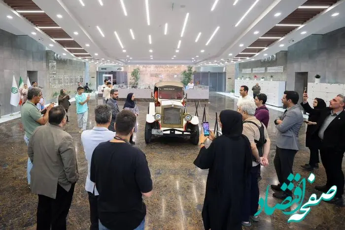 نمایشگاه ماکت‌های نفیس خودروهای تاریخی افتتاح شد