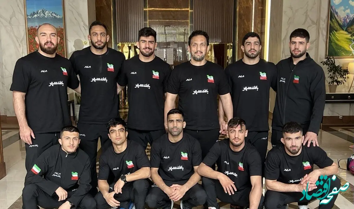 ایران بر بام کشتی آزاد آسیا ایستاد