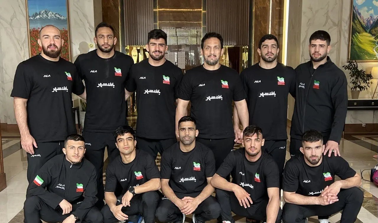 ایران بر بام کشتی آزاد آسیا ایستاد