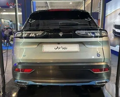 " ری را " برقی محصول ایران خودرو چه مشخصاتی دارد ؟ 