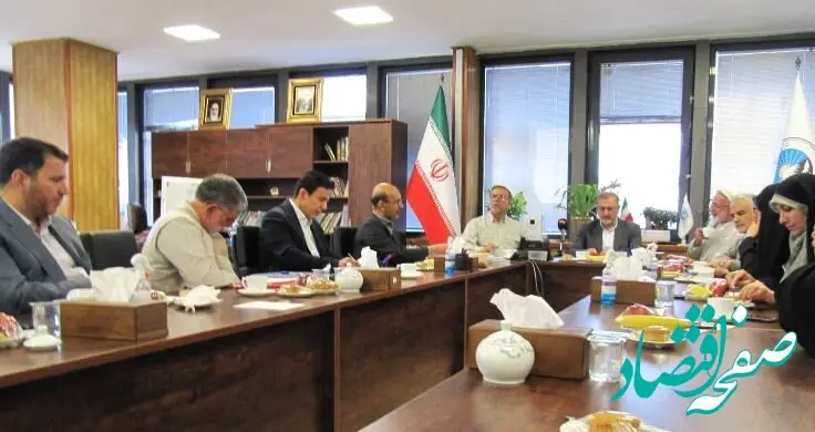 برگزاری نشست شورای سیاستگذاری ایثارگران کشور در بیمه ایران