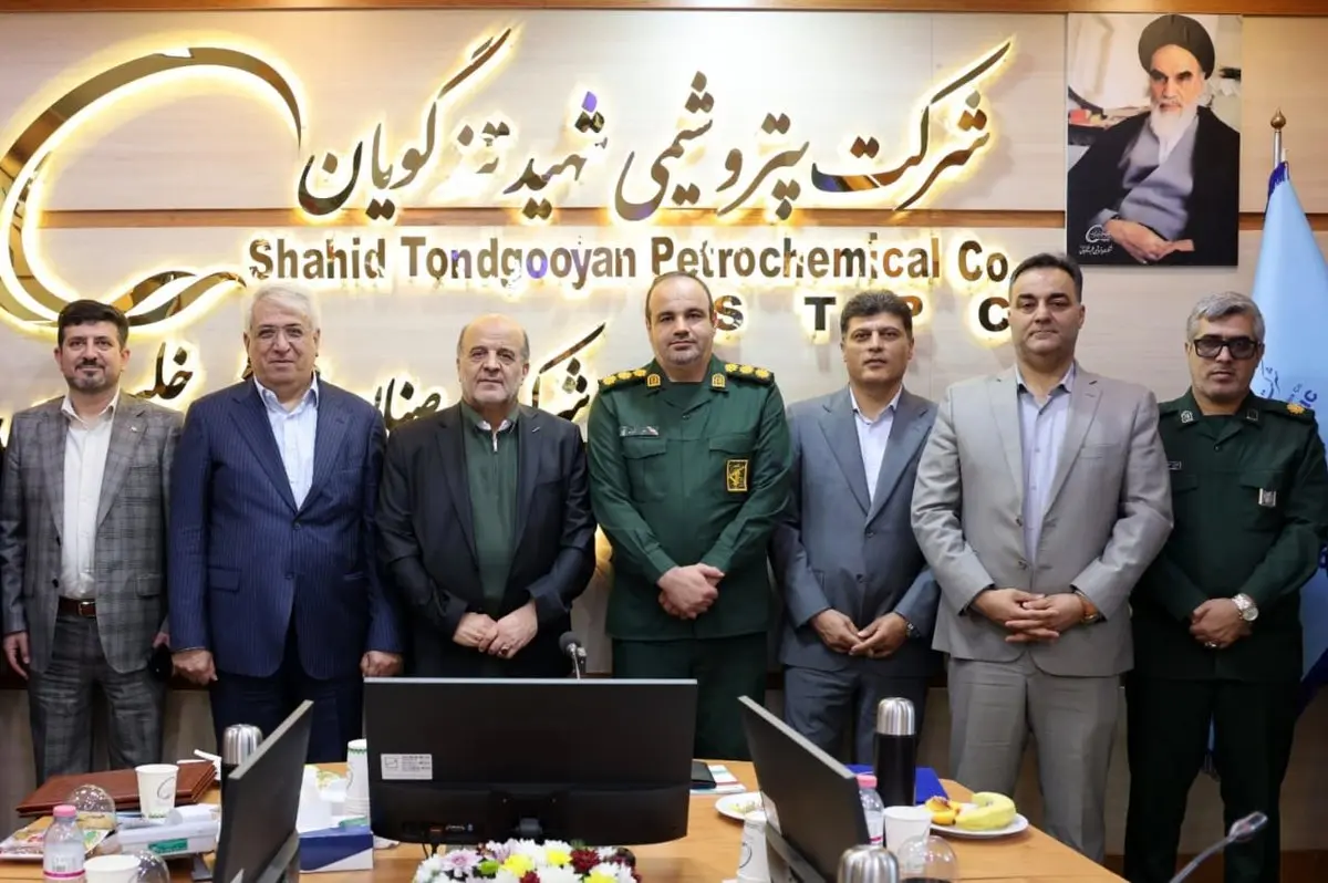 معارفه مدیران عامل شرکتهای پتروشیمی تندگویان، پتروشیمی بوعلی و فجر انرژی برگزار شد