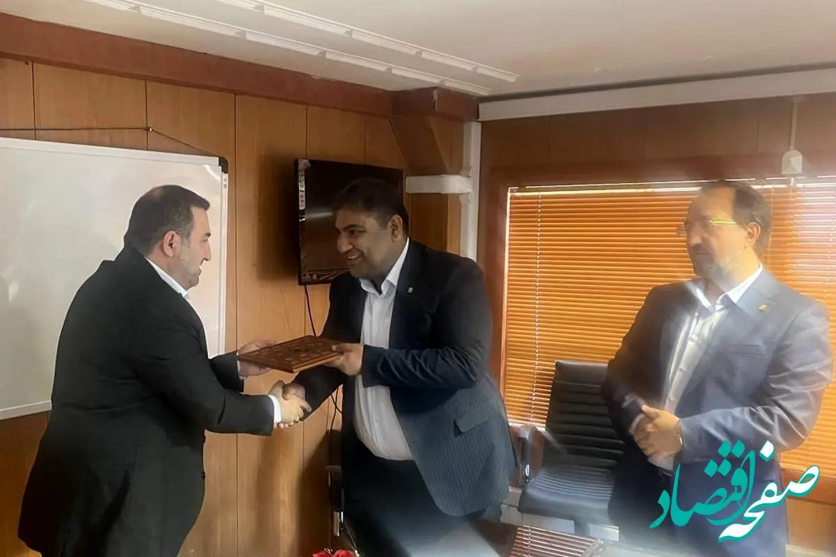 بانک صنعت و معدن در مسیر رونق تولید و توسعه اشتغال یزد/ معارفه سرپرست جدید این بانک در استان