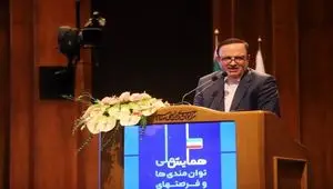 بازگشت مزیت‌های قانونی و توسعه مناطق آزاد، راهبرد اصلی دولت چهاردهم