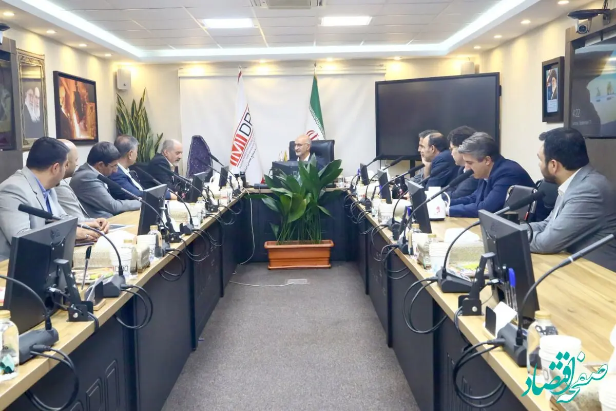 موثقی نیا: پیگیر رفع چالش های فولادسازان در دولت هستیم