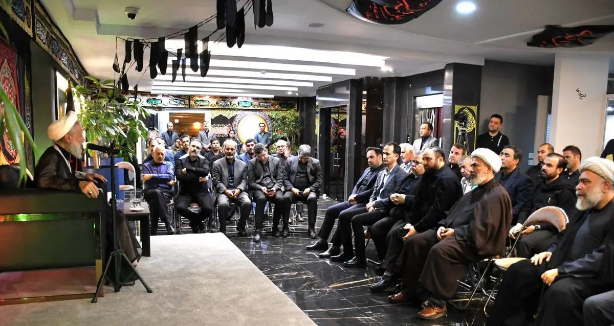 برگزاری مراسم عزاداری سالار شهیدان در دفتر شرکت آهن‌ و فولاد ارفع